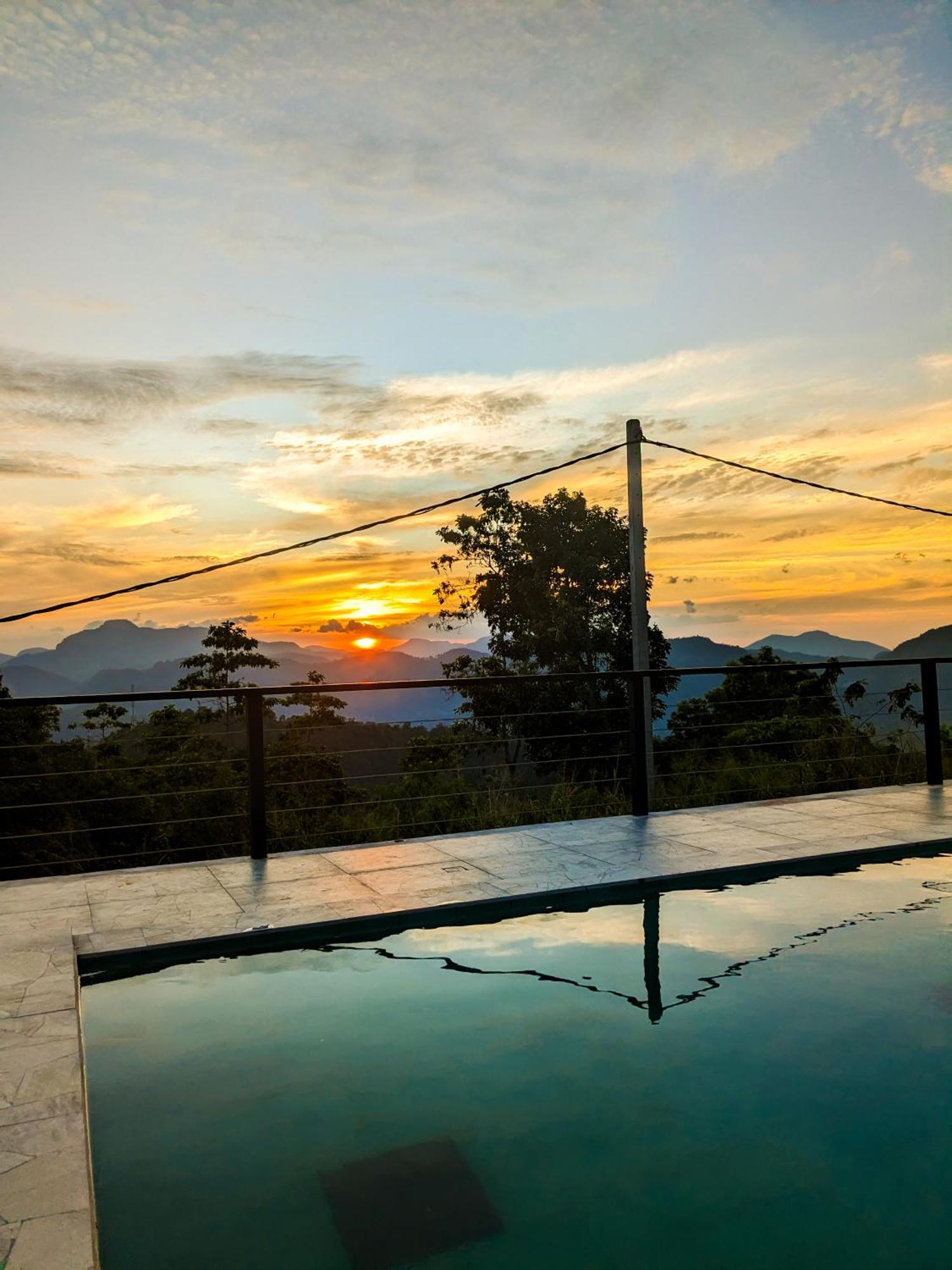 The Aurelia Hotel Gampola Ngoại thất bức ảnh